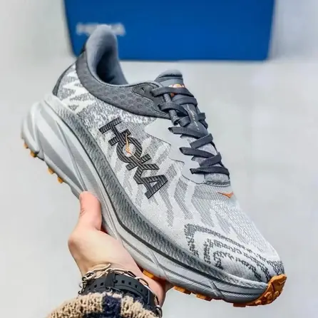 Zapatillas para caminar: HOKA